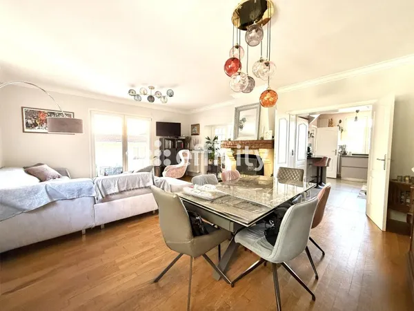 Maison 6 pièces 147 m²