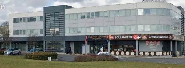 Local commercial 180 m²