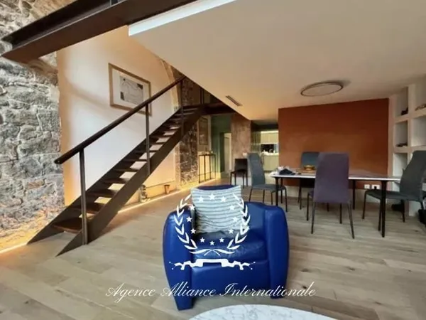 Grand loft - 75m2 - duplex - 1930