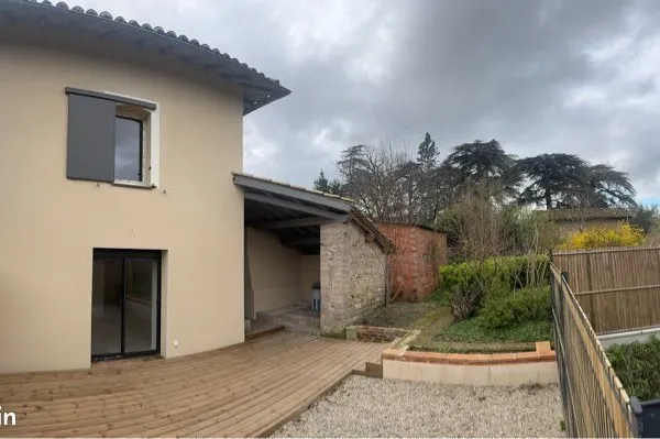 Maison intégralement rénovée avec beaucoup de charme