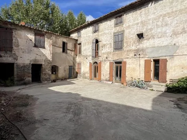 Bien immobilier de rendement Vente Tourouzelle  560m² 262000€