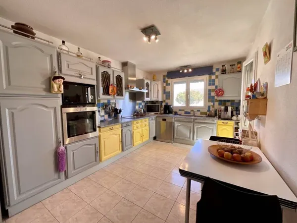 Villa 6 pièces 133 m²