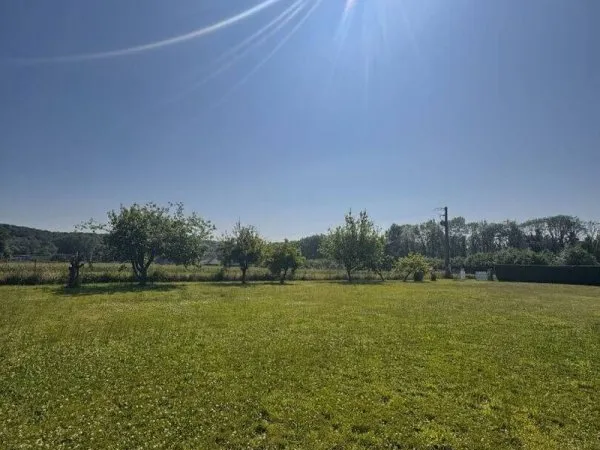 Terrain 996 m²