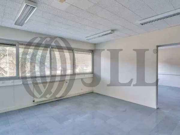 Bureaux 445 m²