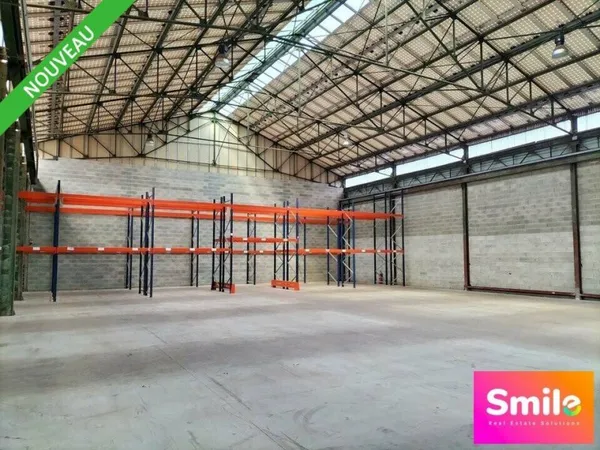 Local d'activité 1280 m²
