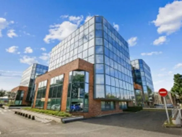Bureaux 6 pièces 1438 m²