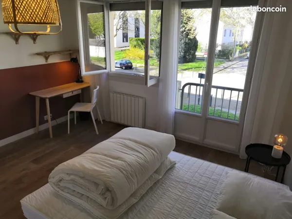 Colocation meublée de 3 chambres dans un appartement lumineux de 63m2