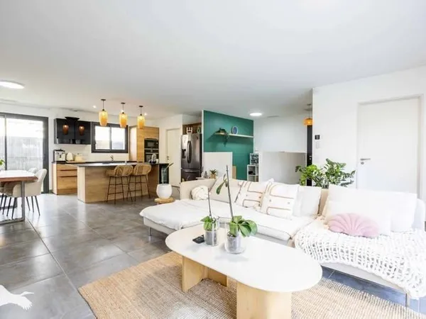 Maison 4 pièces 148 m²