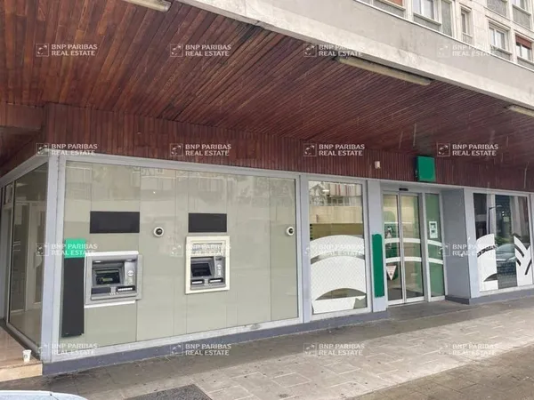 Bureaux 219 m²