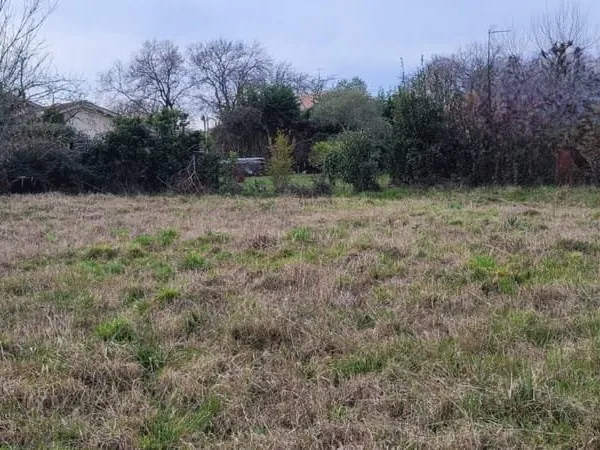 Terrain à bâtir Vente Brach  540m² 109000€