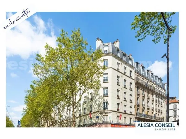 3 PIECES 45 m² au 6è et DERNIER ÉTAGE