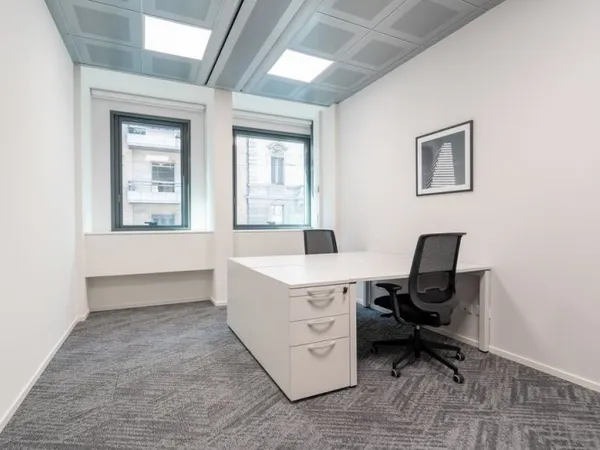 Espace de bureau privé pour 2 personnes à TOULOUSE, Remusat
