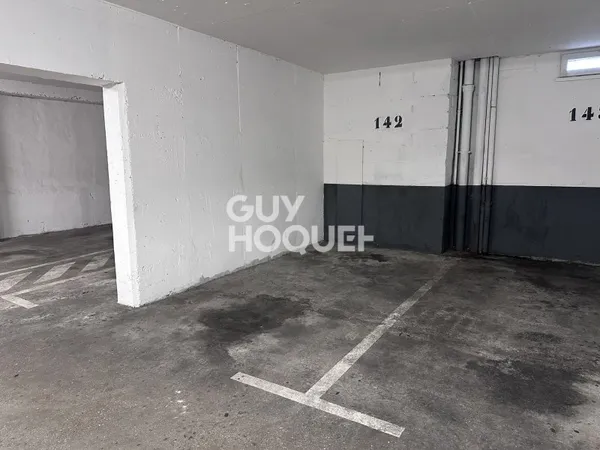PARKING À VENDRE DE 12,00 M²