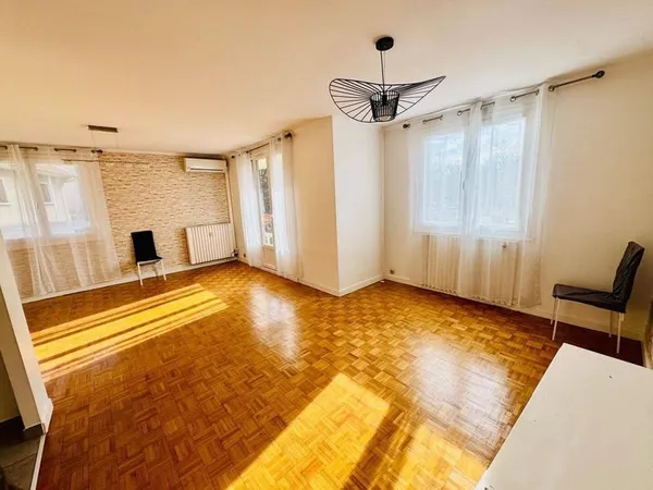 Appartement 5 pièces 97 m²