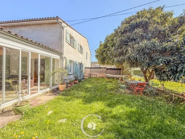 MAISON FAMILIALE ESPRIT VACANCES - 3 CHAMBRES - JARDIN