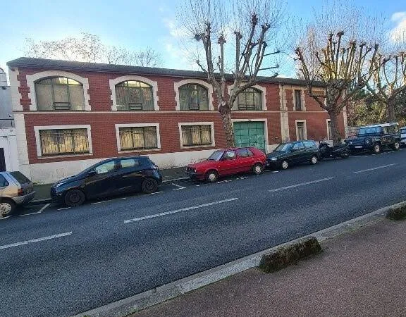 Immeuble 1031 m²