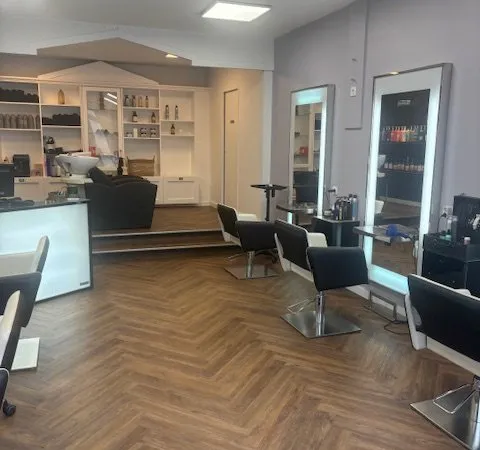 Fonds de commerce - salon de coiffure Le Bouscat-Barrière du Médoc