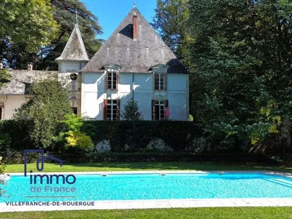 Maison 10 pièces 388 m²