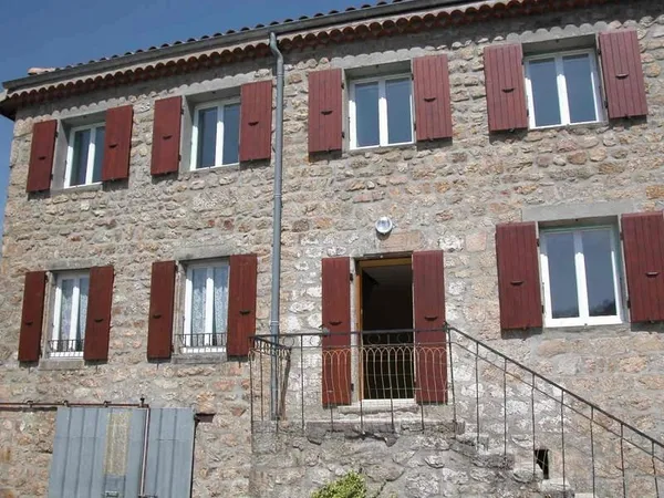 Maison T5 - jardin, garage