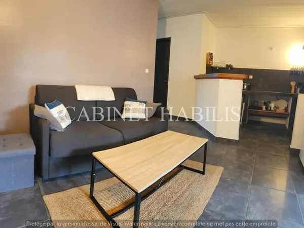 A LOUER - APPARTEMENT F2 MEUBLÉ d'environ 30.99 m2 - SAINT-L