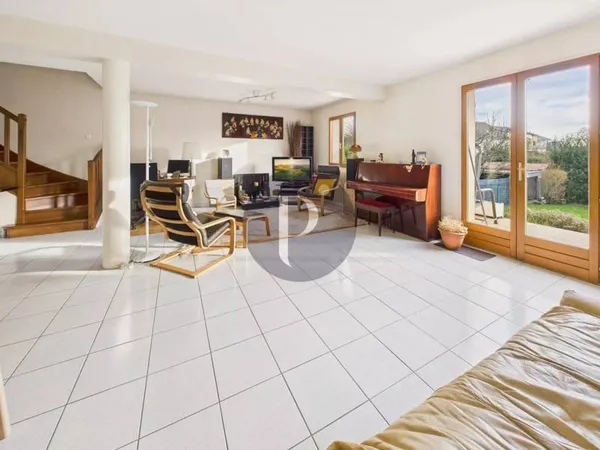 Maison 5 pièces 121 m²
