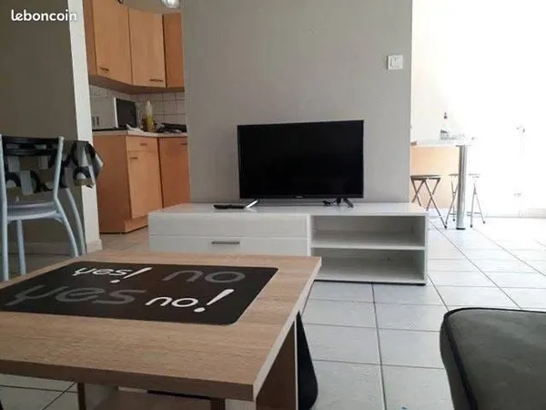 Appartement F3 75m² meublé centre ville de Belfort, idéal pour colocation étudiante