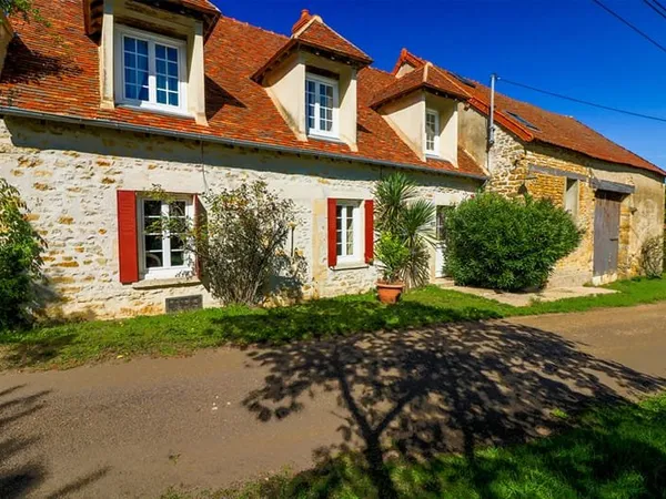 Maison Saint Benin Des Bois, campagne, Amognes, Longère, grange, pré, forêt, vue panoramique,piscine