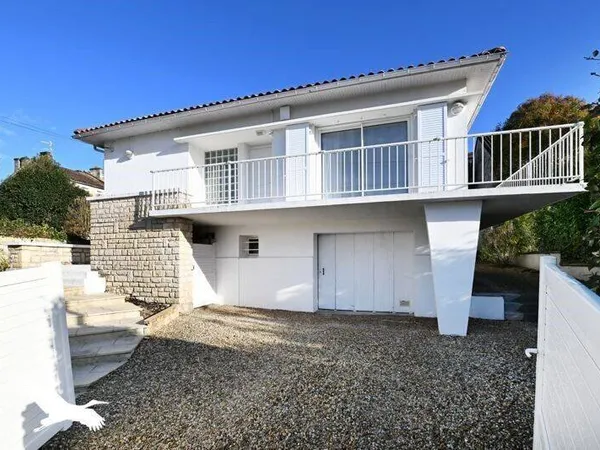 Maison 6 pièces 153 m²