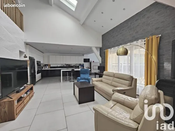 Maison 7 pièces 200 m²