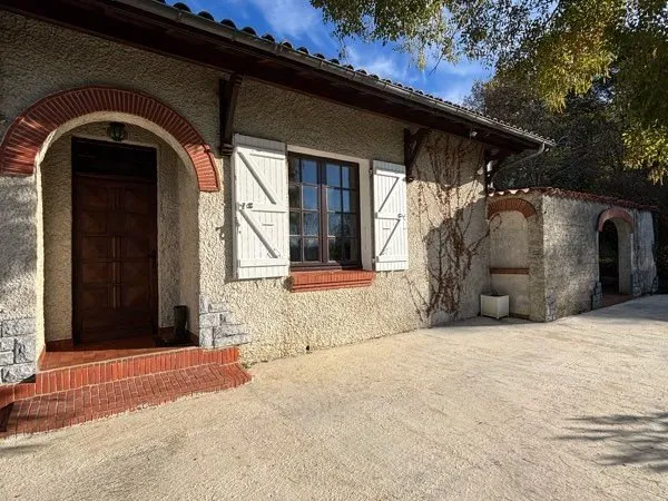Maison T3 verdoyante