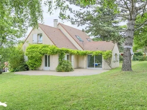 Maison 6 pièces 145 m²