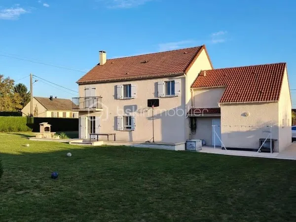 Maison 6 pièces 136 m²
