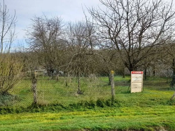 Terrain 766 m²
