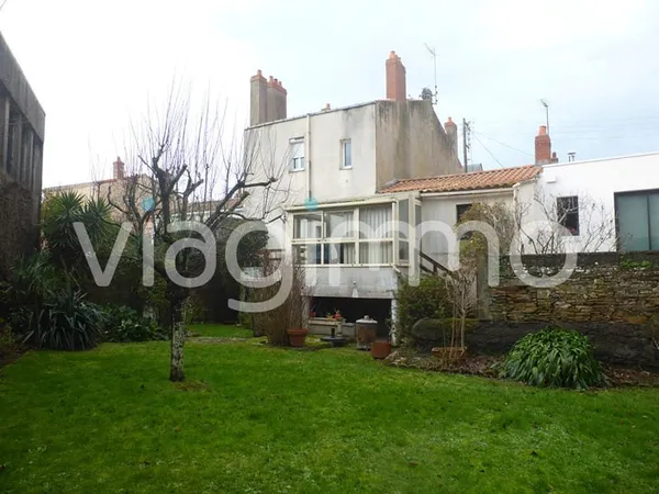 Maison Les Sables d'Olonne 10 pièce(s) 202 m2