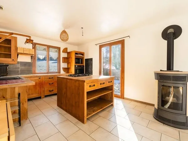 Maison 5 pièces 136 m²