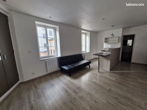 Studio 1 pièce 27 m²