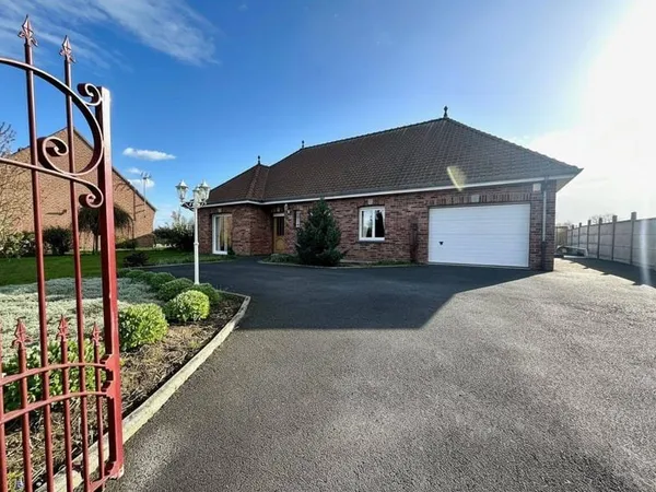 Maison de plain-pied 4 pièces 100 m²
