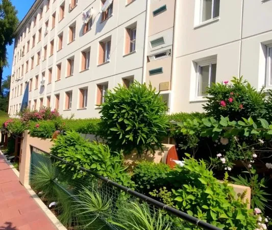 Appartement 5 pièces 77 m²