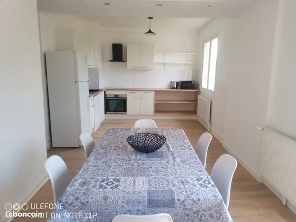 Chambres à louer dans maison avec jardin