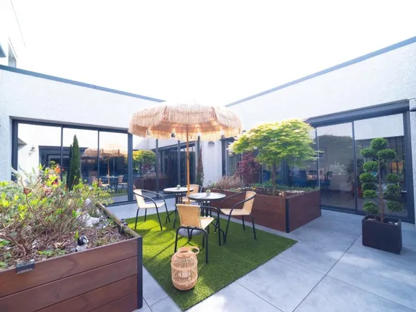 Splendide Maison contemporaine d'environ 320 m²