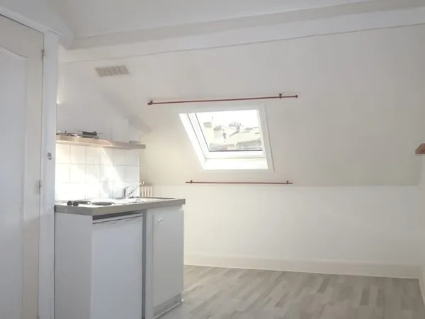 Studio 1 pièce 17 m²