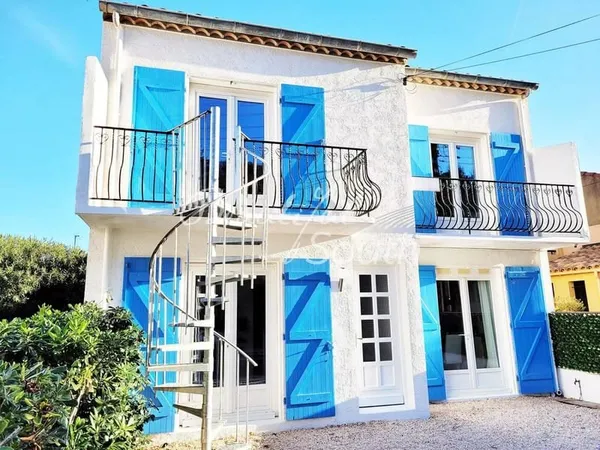 MAISON 4 FACES, 3 CHAMBRES ET STUDIO, LEUCATE PLAGE