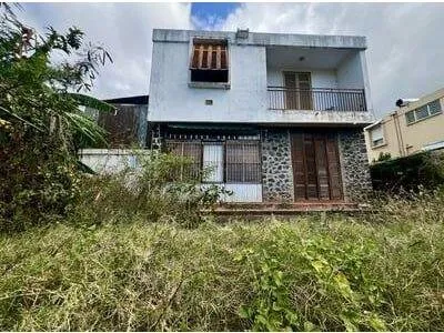 Vente Villa 5 pièces 99 m2 à Saint-Denis