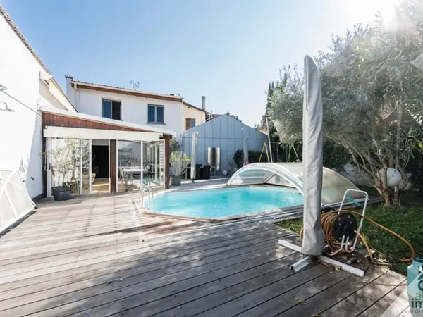 Maison 5 pièces 168 m²
