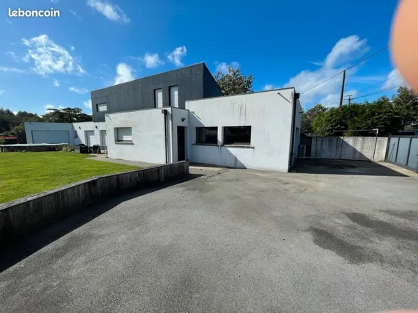 Maison meublée 5 chambres - 155 m² - Theix - Disponible fin septembre