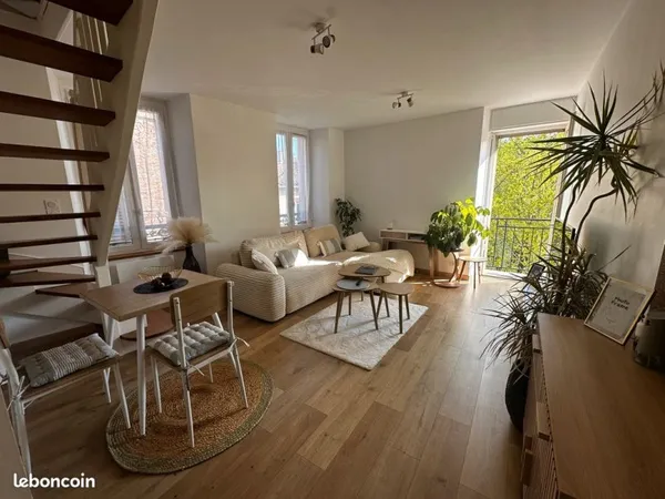 T2 duplex 64 m² - Hyper centre Pamiers - Meublé - Dernier étage