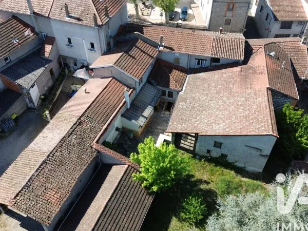 Maison 11 pièces 250 m²