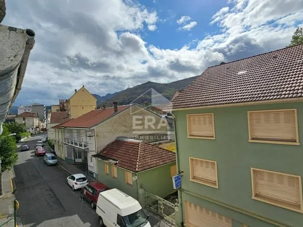 Immeuble à Lourdes - Belle surface, à réinventer totalement
