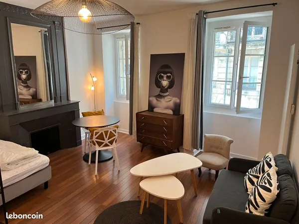 Particulier loue appartement rue HUGUERIE