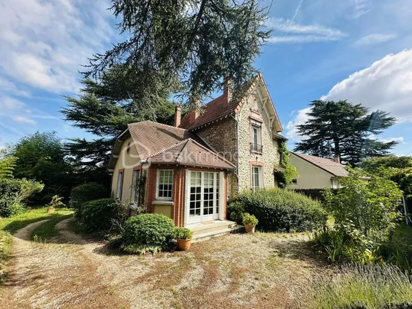 Maison 6 pièces 148 m²